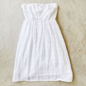 Tilly’s White Strapless Dress